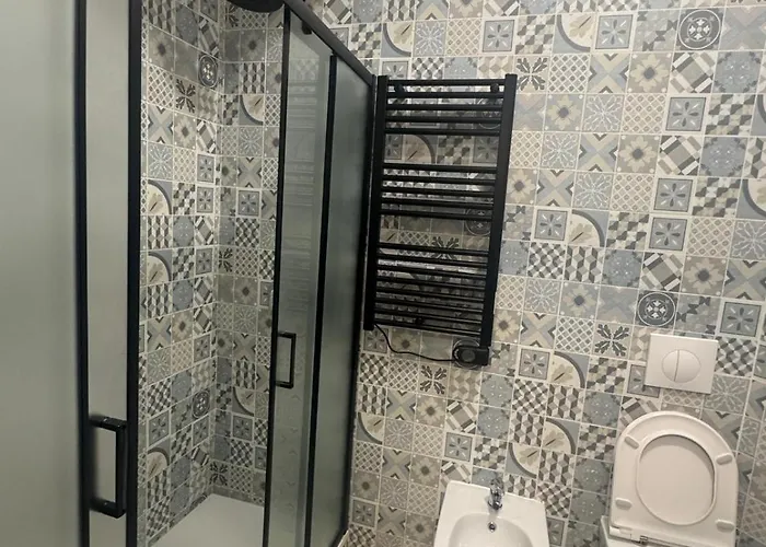 Youroominrome Rom